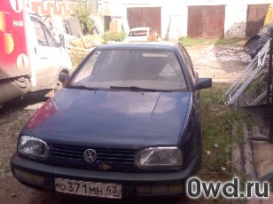 Битый автомобиль Volkswagen Vento