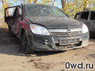 Битый автомобиль Opel Astra