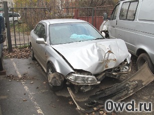 Битый автомобиль Honda Accord